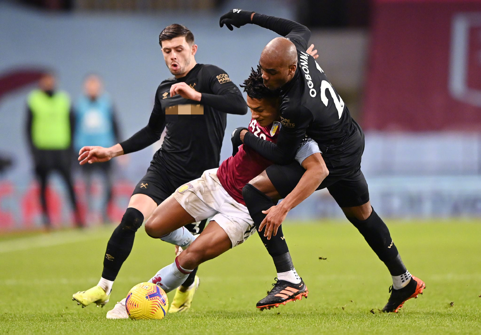 他的每一个 他的每一个