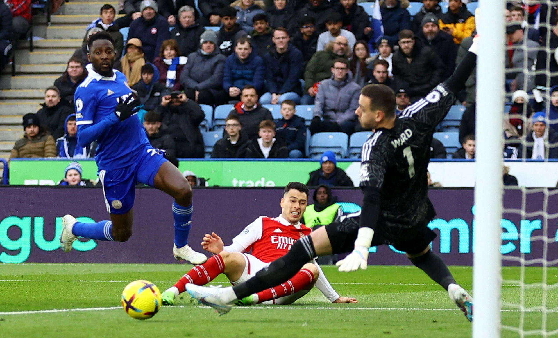 合拉开差距 合拉开差距